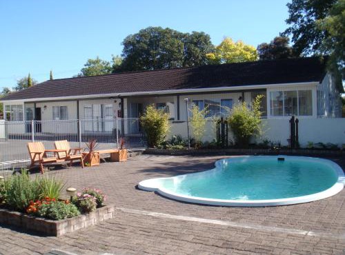 Acorn Estate Motel