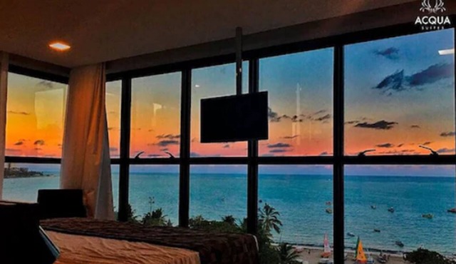 Acqua Suites