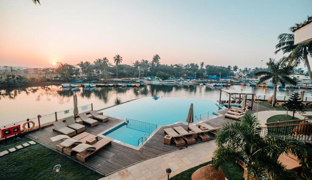 Acron Waterfront Resort