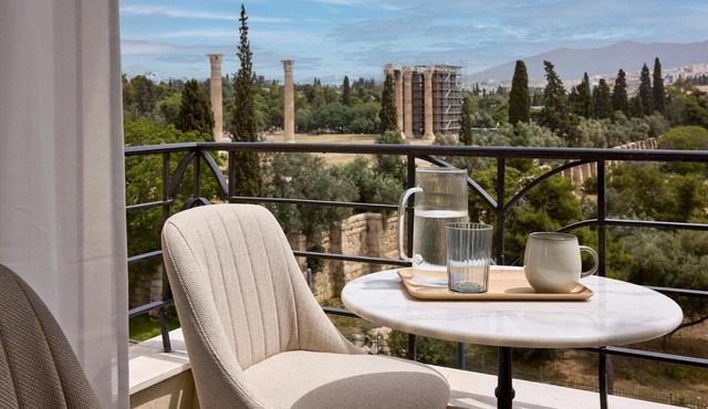 Acropolis Eclectic Residence I