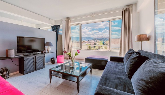 Acropolis front row loft,please watch video