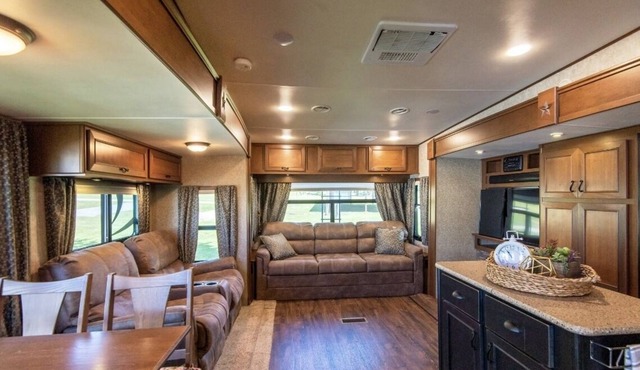 Activities nearby are endless, as this RV is close to the Shangri-La Golf Resort