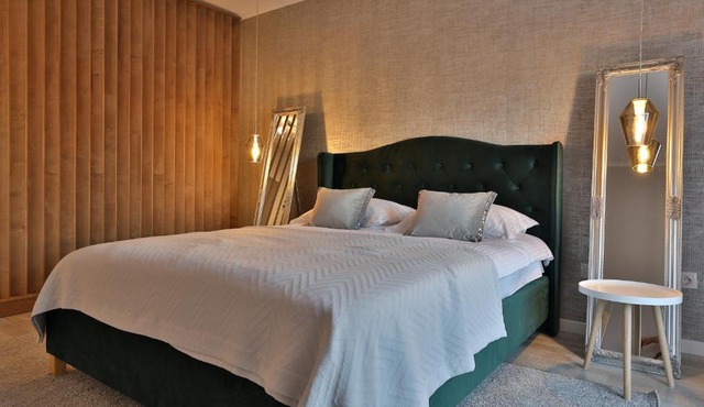 Ada Luxury B46