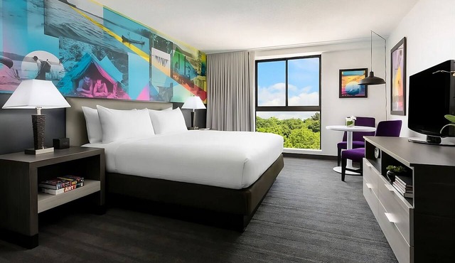 ADA Standard King with Tub Room at Studio Allston Hotel