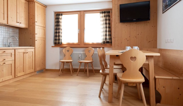 Adda 10 - Two Bedroom Apartment, Sleeps 7