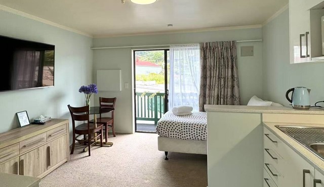 Adelaide Motel