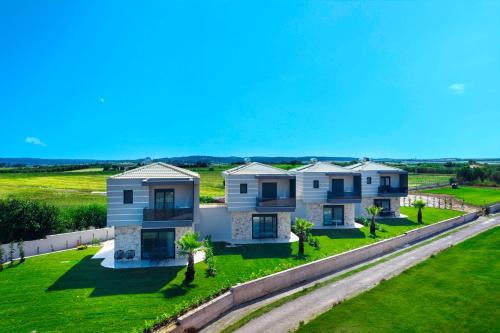Adessa Villas