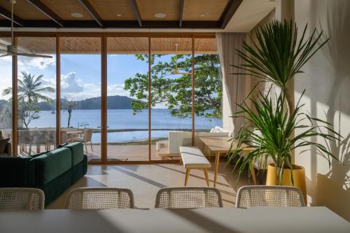 Adika Beach Villas