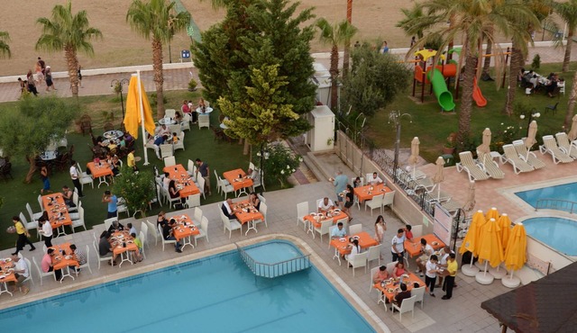 Admiral Hotel
