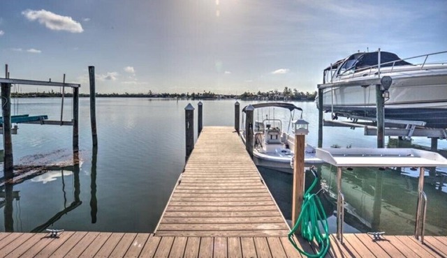Adorable 1 Bedroom 1 1.5 Bath in Key Colony Beach