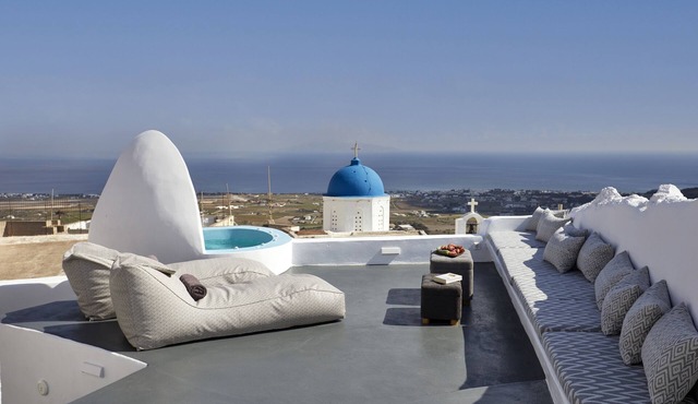 Aecon Suites