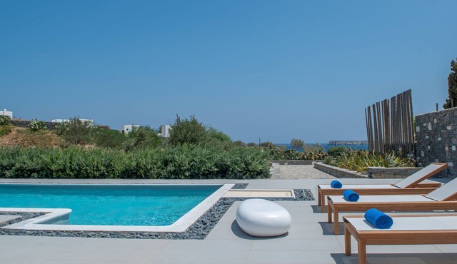 Aelia Master Villa with Sea View and Private Pool