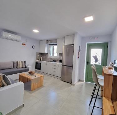Aeolus Apartment I