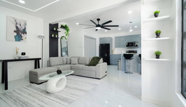 Affluence - Luxury 1Bedroom Apt in Montego Bay, Central with Rooftop Pool