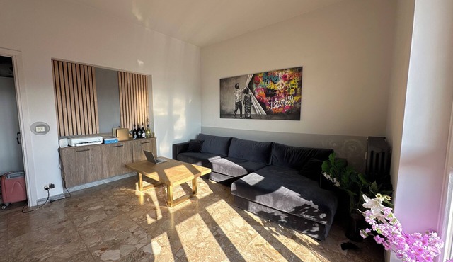 Affordable penthouse with panoramic views. Good living room, kitchen and bedroom