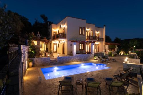 Ageri Traditional Villa