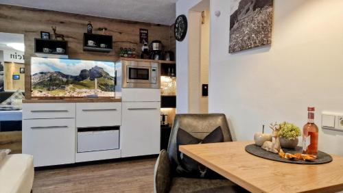 Aggenstein - Helles Studio mit Südbalkon und traumhaftem Bergpanorama in Pfronten Mitte