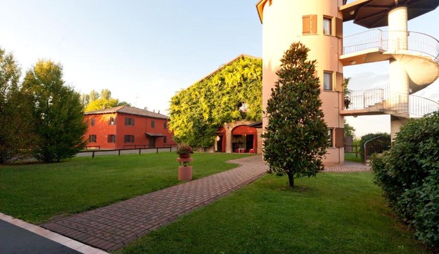 Agriturismo La Lupa