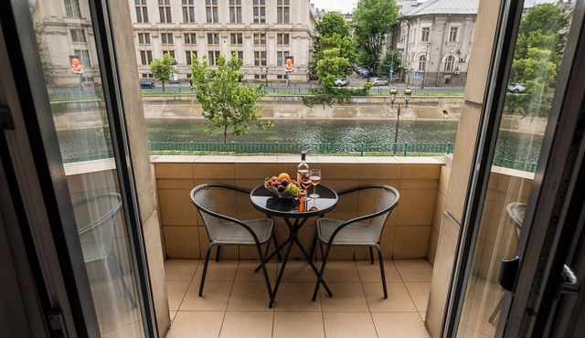 Aiastay Bucharest River Apartments