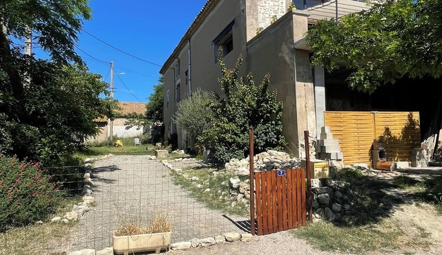 Air-conditioned gîte in the heart of the vineyards