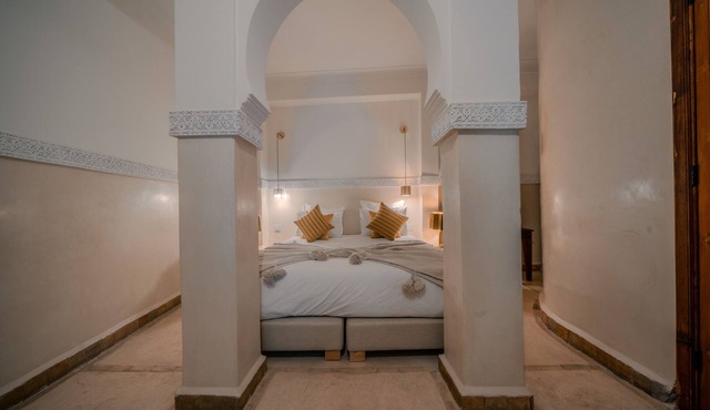 Air-conditioned suite with private bathroom