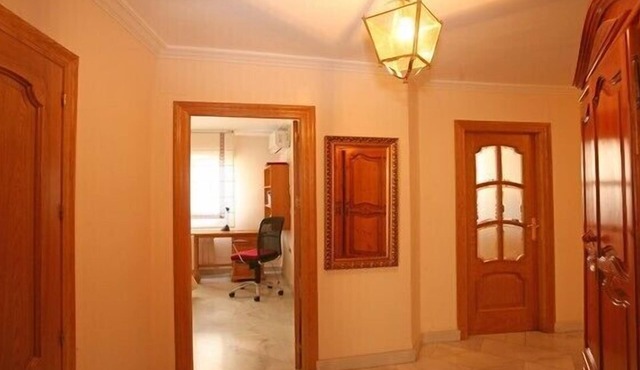 AIR CONDITIONING, PORTER, CORNER, CENTRAL, WIFI, WIDE EQUIPPED ALL