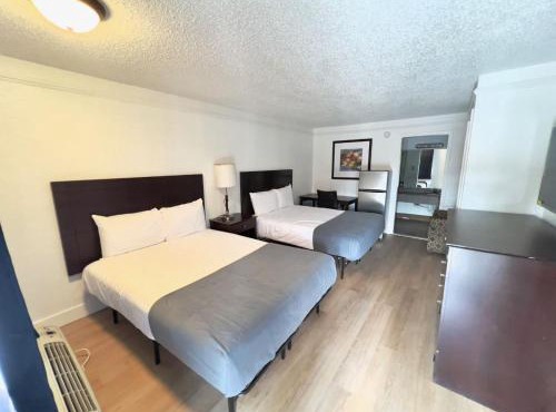 Airport Inn