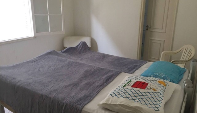 Airy house in a prime location in Guarujá on Enseda beach.
