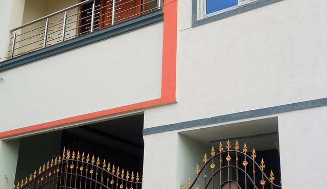 AJ Serviced Apartment