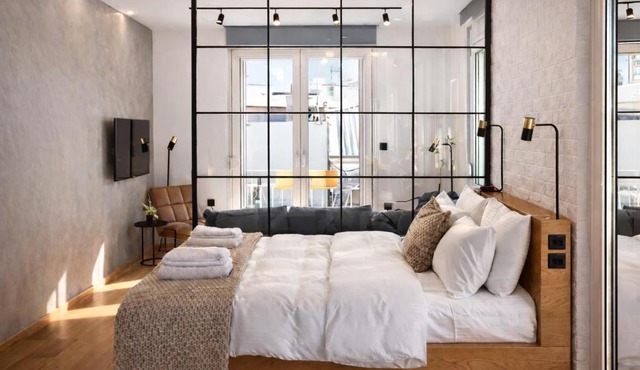 AK Premium Loft
