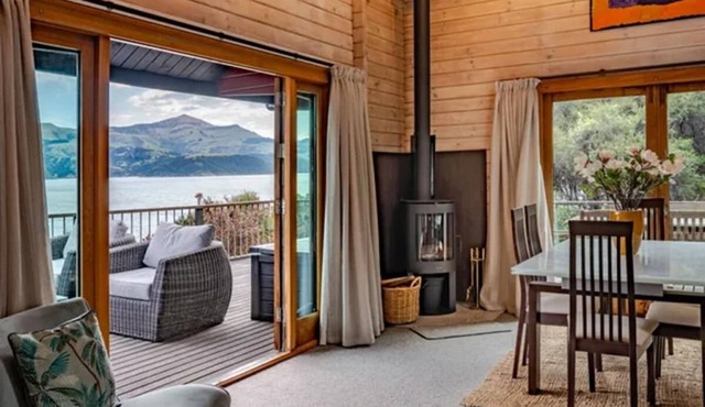 Akaroa Oceanview Home