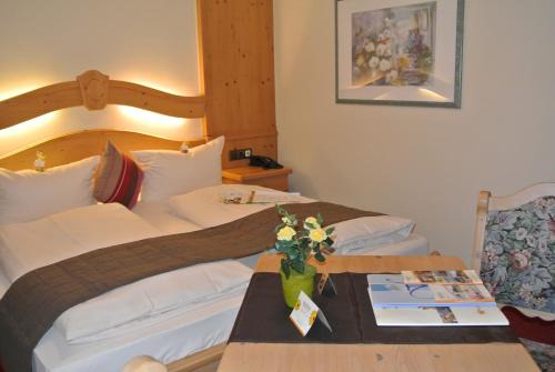 AKZENT Hotel Am Bach, Hoteleingang über Bohnmühlgasse 6