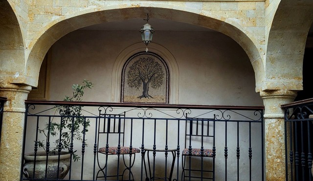 Al Madina Riad Bizerte, A Mediterranean Creative House Above the Sea