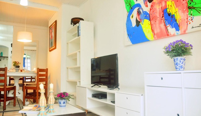 Al Mare - Oceanfront Home - Steps from the Sand in Florianopolis