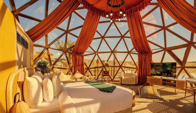 Al Marmoom Dome Luxury Desert Experiential Stay