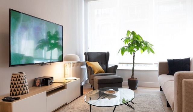 Alameda Recalde Centro (Luxury Apartment)