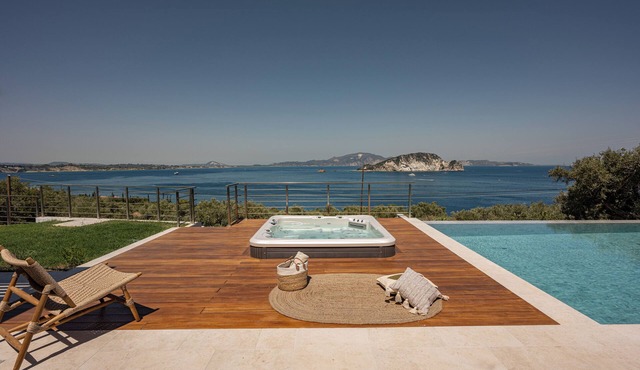 Alba Villa,