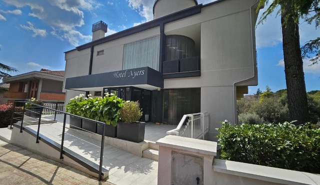 Albergo Nyers