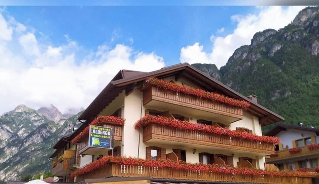 Albergo Ristorante Cacciatori