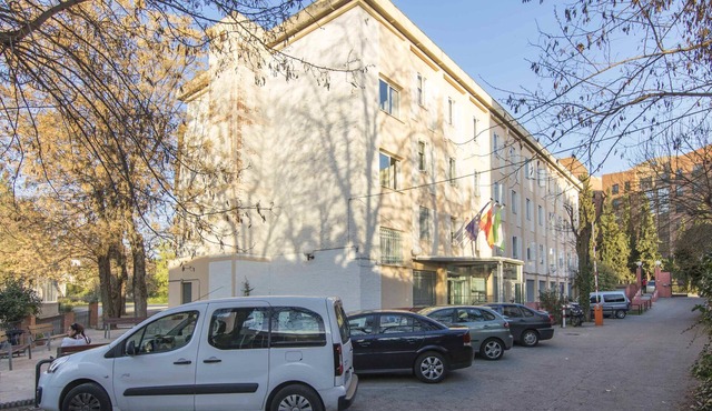 Albergue Inturjoven Granada - Hostel