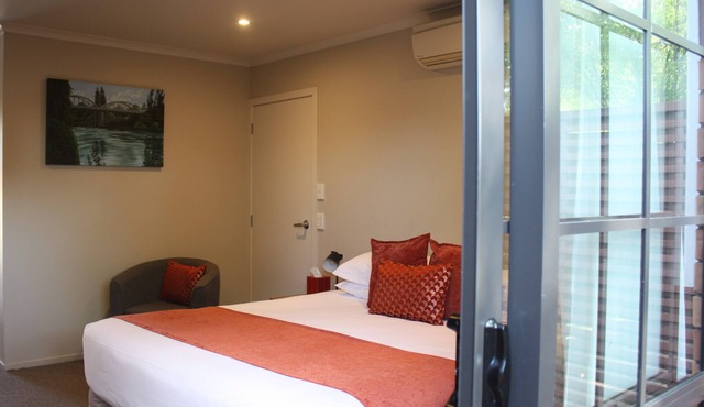 Albert Court Motor Lodge