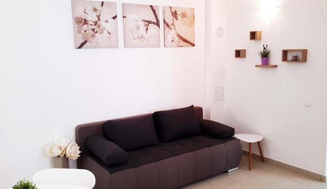 Albert Home