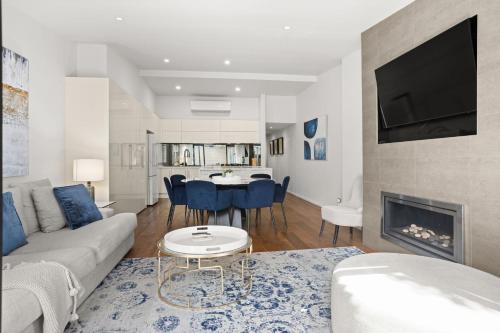 Albertine House