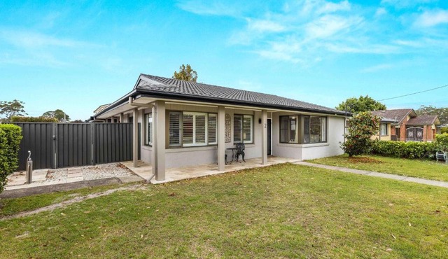 Albion Blue by Experience Jervis Bay
