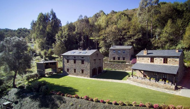 Aldea Rural y Gastro Restaurante Casona de Labrada
