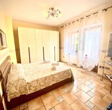 Alex Room