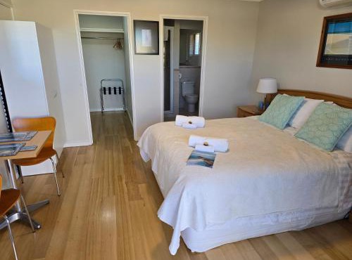Alexander Drive B & B