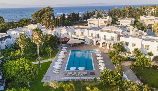Alexandra Beach Hotel