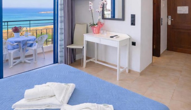 Alexis Hotel
