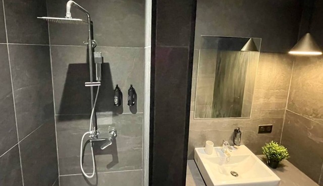 Alfred Suites is an elegant, upscale residence ideally located in the vibrant he